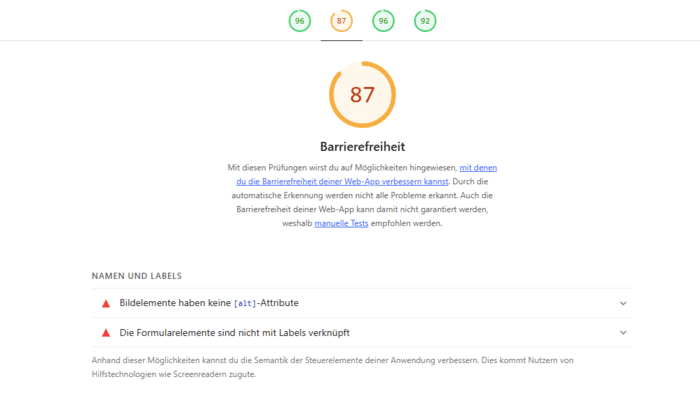 Screenshot eines Lighthouse-Audits mit Hinweisen zur Verbesserung der Barrierefreiheit einer Website